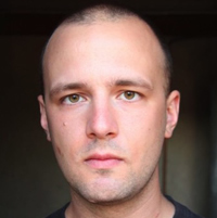 Dr David Karlander